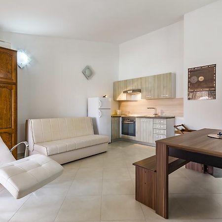 Apartments Gloria Liznjan Luaran gambar