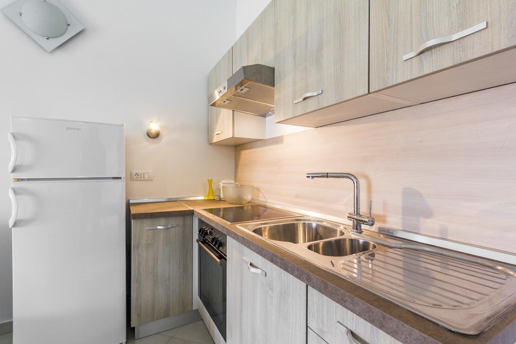 Apartments Gloria Liznjan Luaran gambar