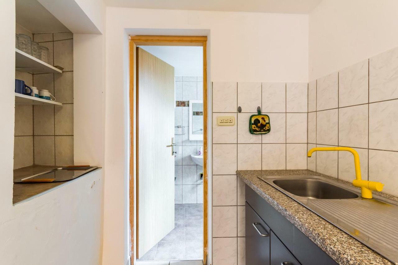 Apartments Gloria Liznjan Luaran gambar